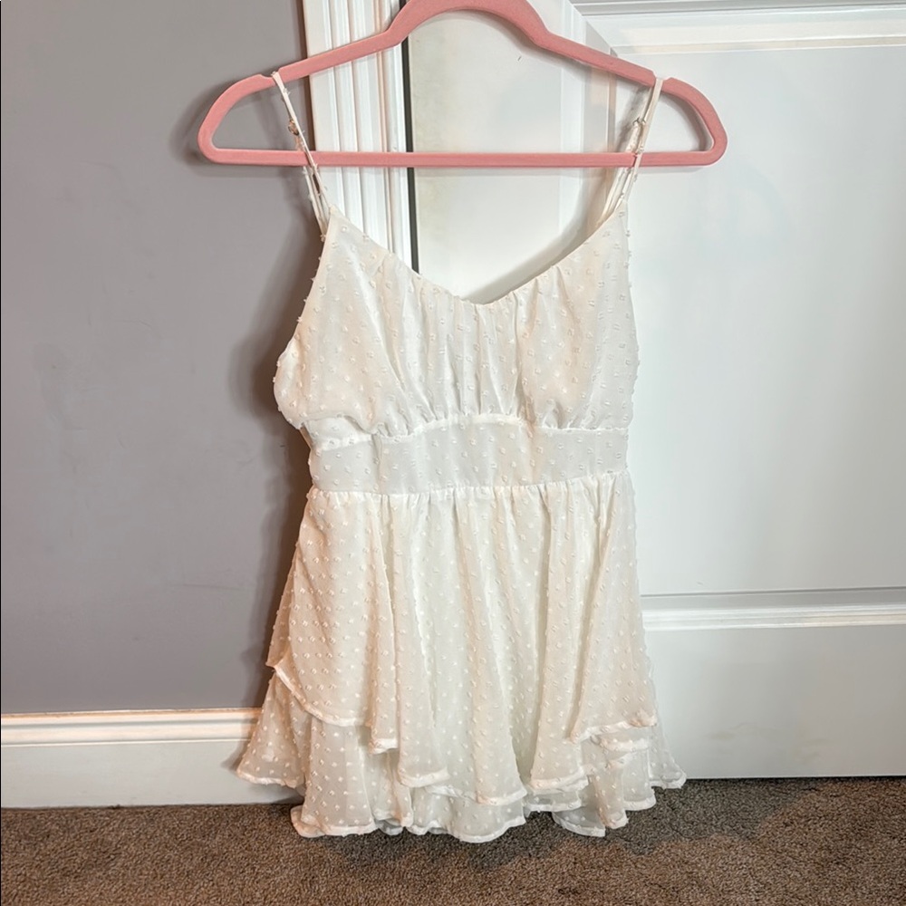 Elegant White Sleeveless Top